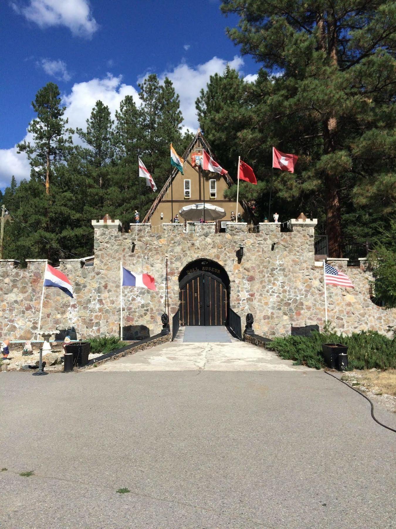 Rainbow Lake Castle Resort プリンストン エクステリア 写真