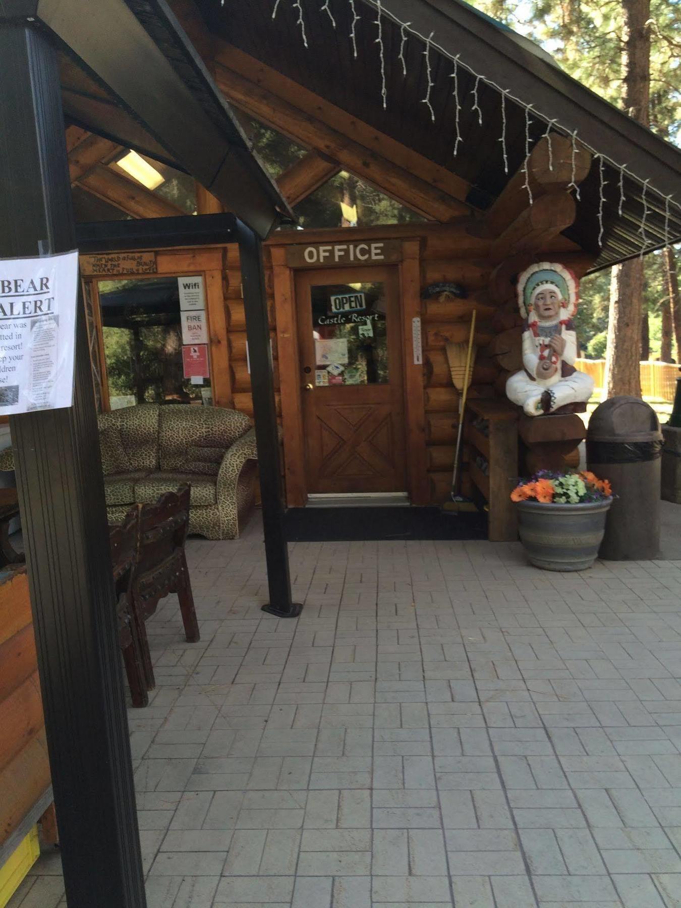 Rainbow Lake Castle Resort プリンストン エクステリア 写真